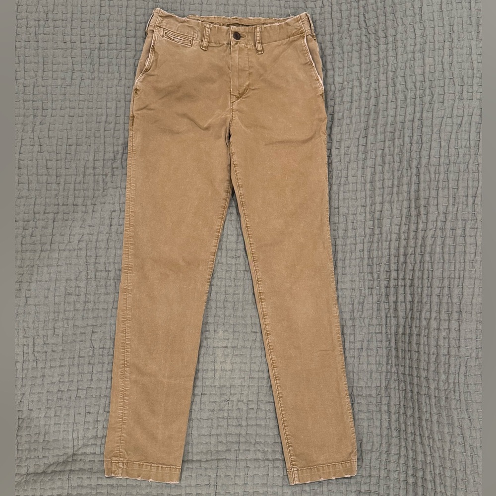 American Eagle Mens Slim Lived-in Khaki Chino Tan Pants